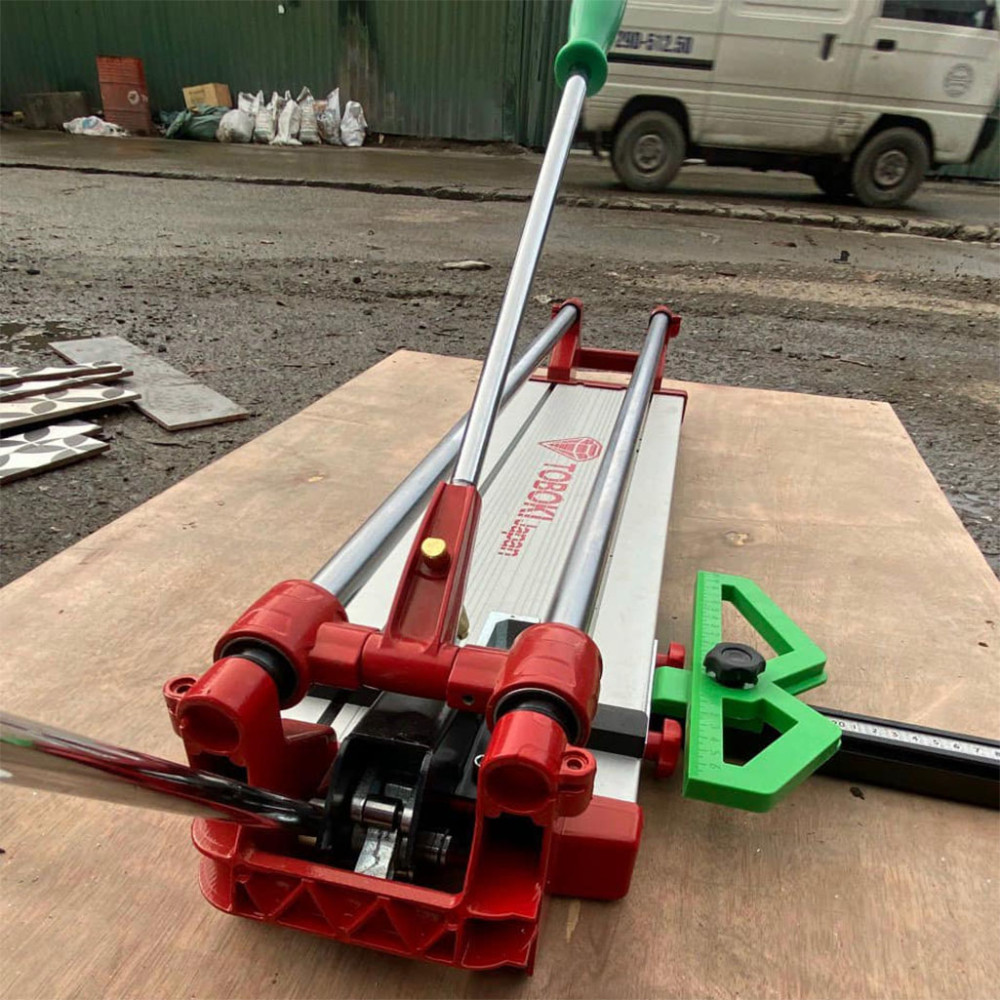 Bàn cắt gạch 2 gióng Toboki T-6-1000 - Hàng chính hãng