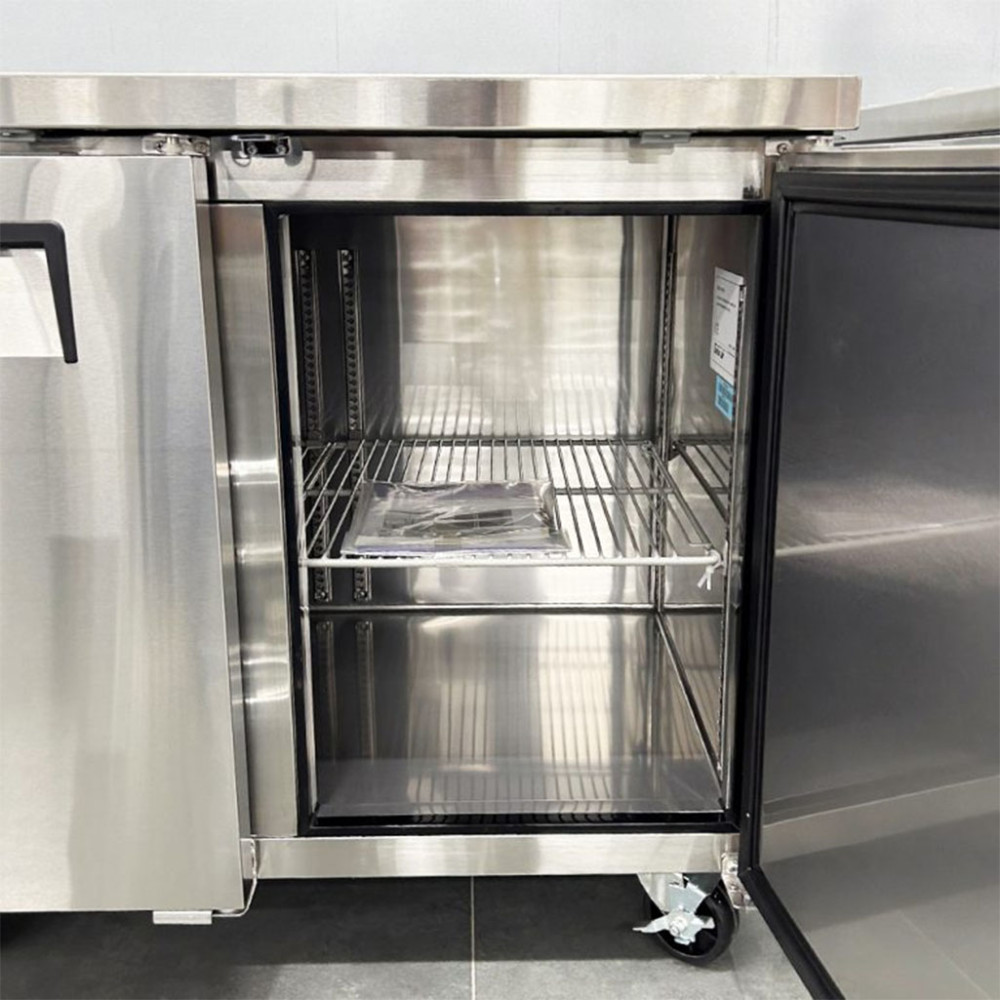Bàn mát công nghiệp Turbo Air KUR18-3P - Hàng chính hãng