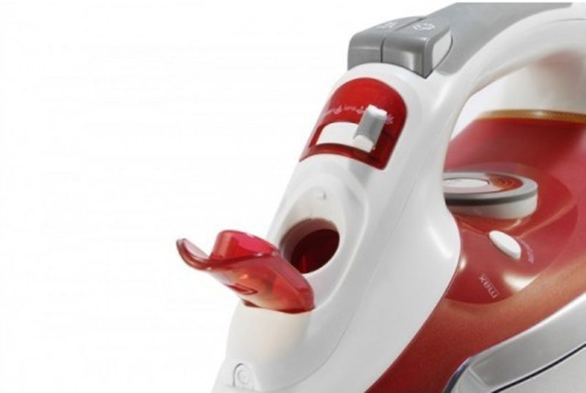 Bàn ủi hơi nước Tiross TS528 - Hàng chính hãng