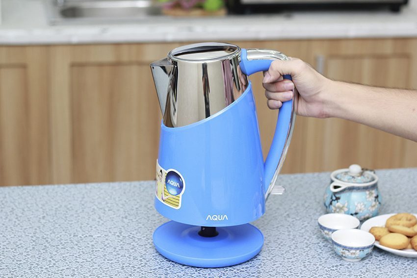 Bình đun siêu tốc Aqua AJK-F615 - Hàng chính hãng