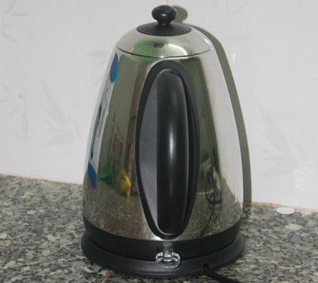 Bình đun siêu tốc Alpha AK-17S01 - Thương hiệu Mã Lai - Hàng chính hãng