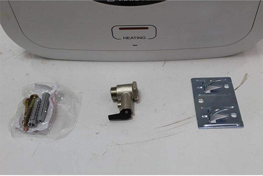 Bình nóng lạnh Ariston AN2 30B - Hàng chính hãng