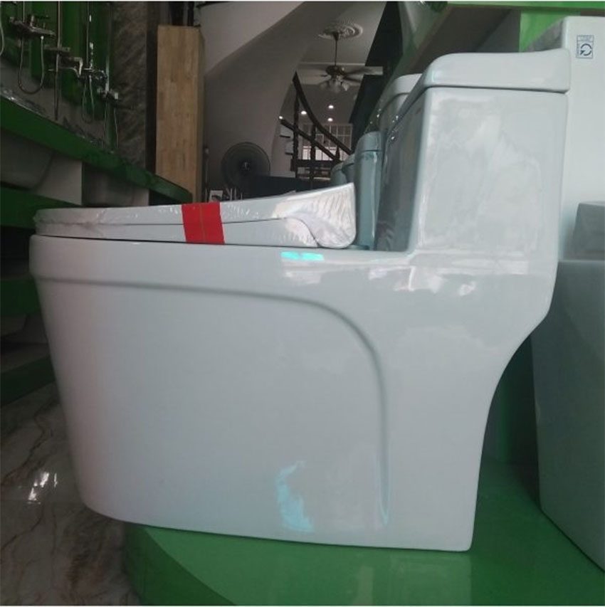 Bồn cầu liền khối Kassani 2395 - Hàng chính hãng