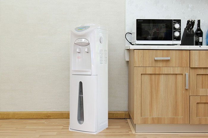 Cây nước nóng lạnh Kangaroo KG-32 - Hàng chính hãng