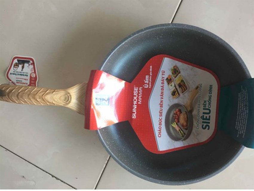 Chảo đúc vân đá đáy từ Sunhouse SHG1124MMB - Hàng chính hãng