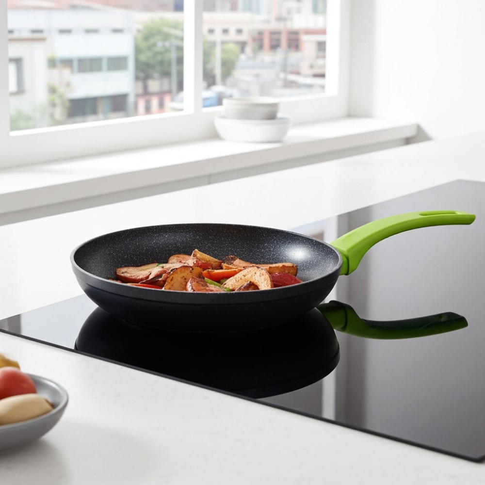 Chảo nhôm 28cm Kangaroo KG912M - Hàng chính hãng