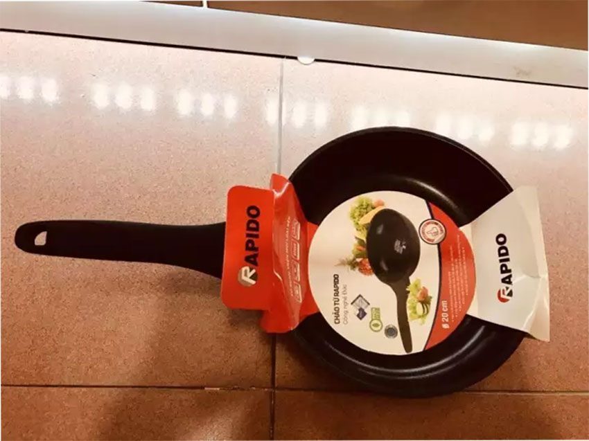 Chảo từ Teflon 20cm Rapido RA20-TE đáy phẳng - Hàng chính hãng