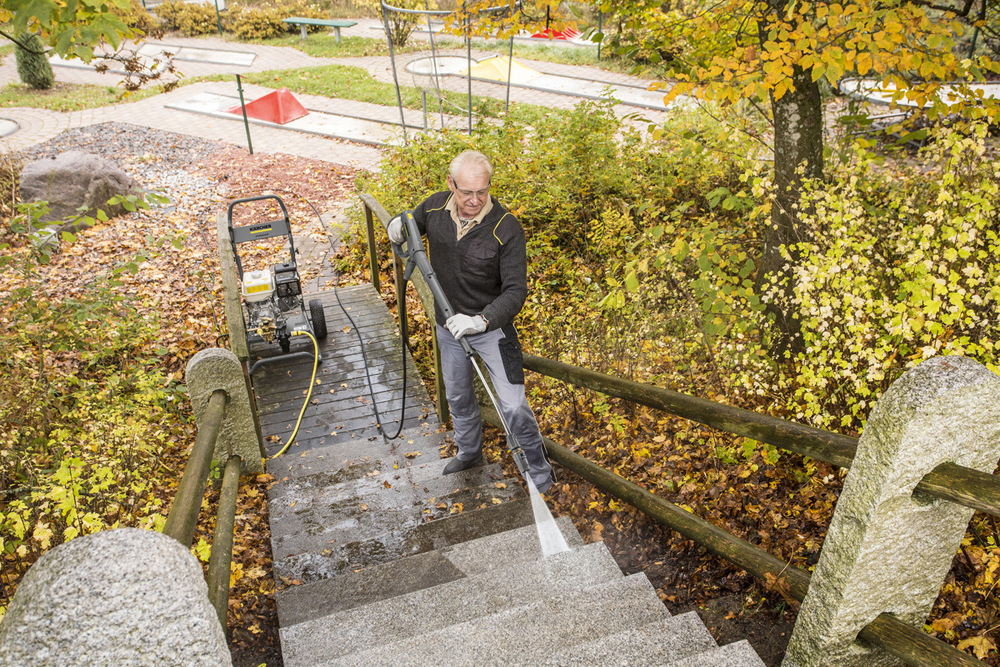 Máy phun rửa áp lực cao Karcher HD 9/23 De - Hàng chính hãng