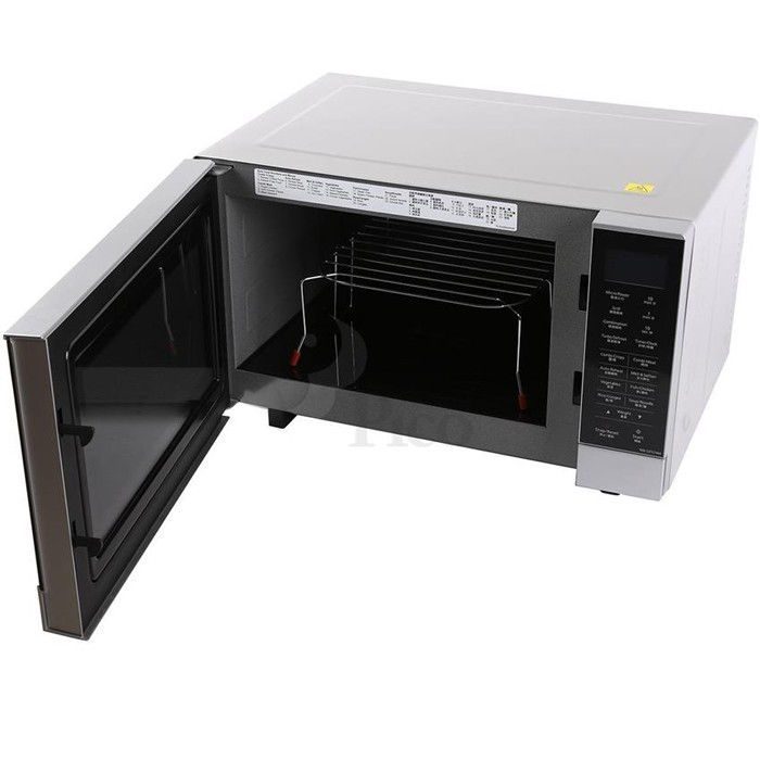 Lò vi sóng Panasonic cỡ trung NN-GF574M - Hàng chính hãng
