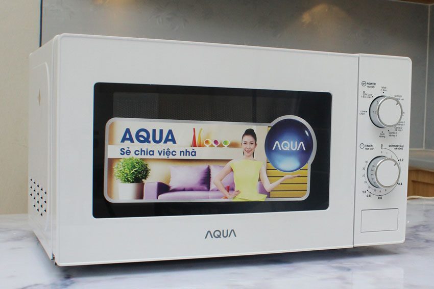Lò vi sóng Aqua AEM-G2135W - Hàng chính hãng