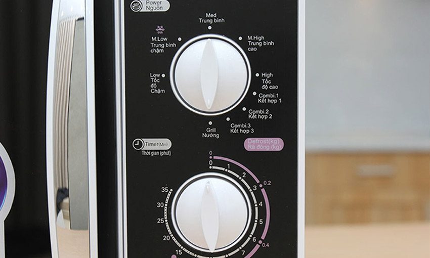 Lò vi sóng Aqua AEM-G3133W - Hàng chính hãng