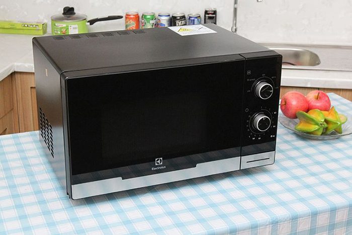 Lò vi sóng Electrolux EMM2308X - Hàng chính hãng