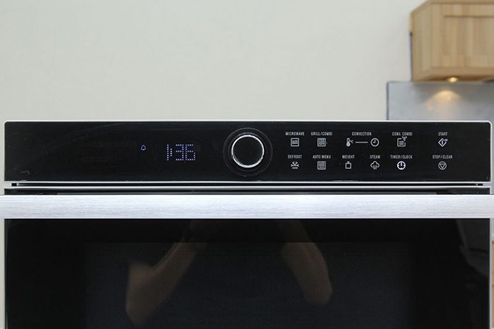 Lò vi sóng Electrolux EMS3288X - Hàng chính hãng