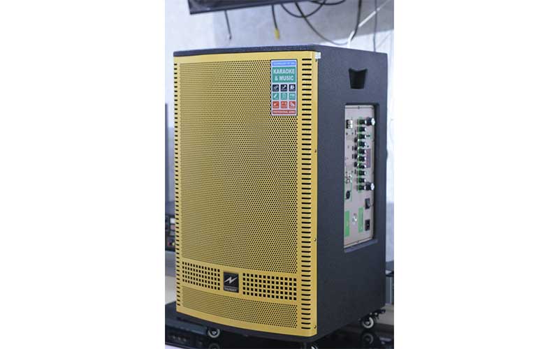 Loa karaoke di động Thunder K915A - Hàng chính hãng