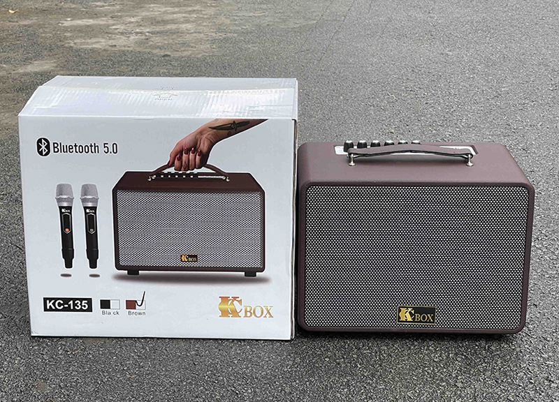 Loa karaoke xách tay Kcbox KC-135 - Hàng chính hãng