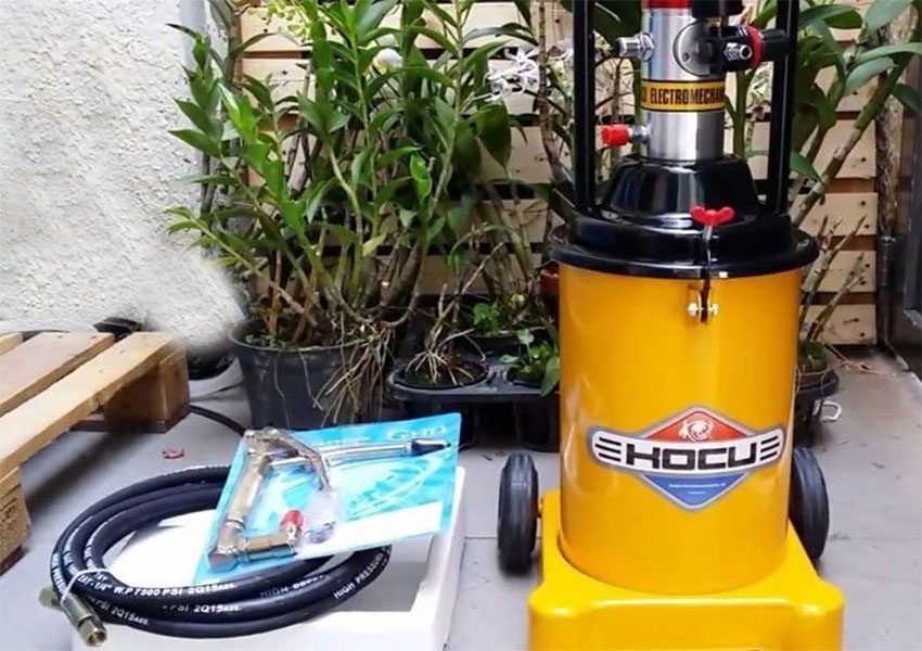 Máy bơm mỡ khí nén Kocu 12 lít GZ-8 - Hàng chính hãng
