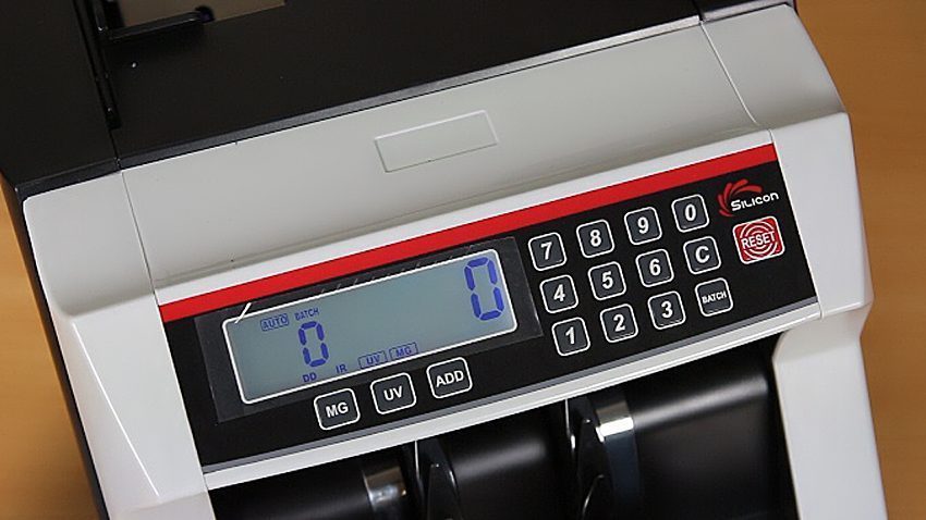 Máy đếm tiền thế hệ mới Silicon MC-3300 - Hàng chính hãng
