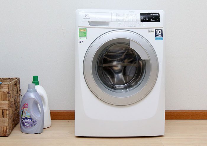 Máy giặt Electrolux 8 kg EWF12843 - Hàng chính hãng