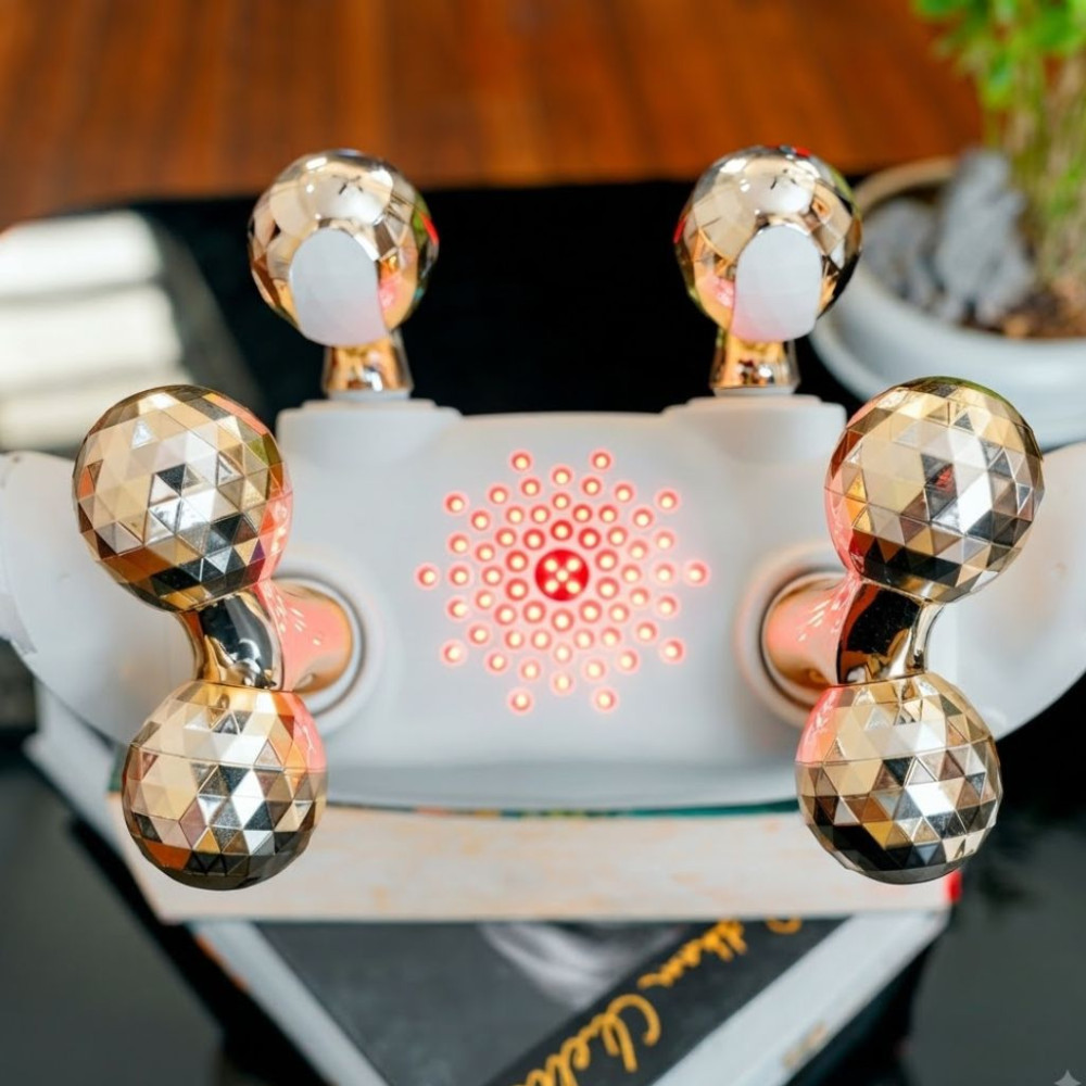 Máy massage cổ vai gáy SKG H7 Ultra E - Hàng chính hãng