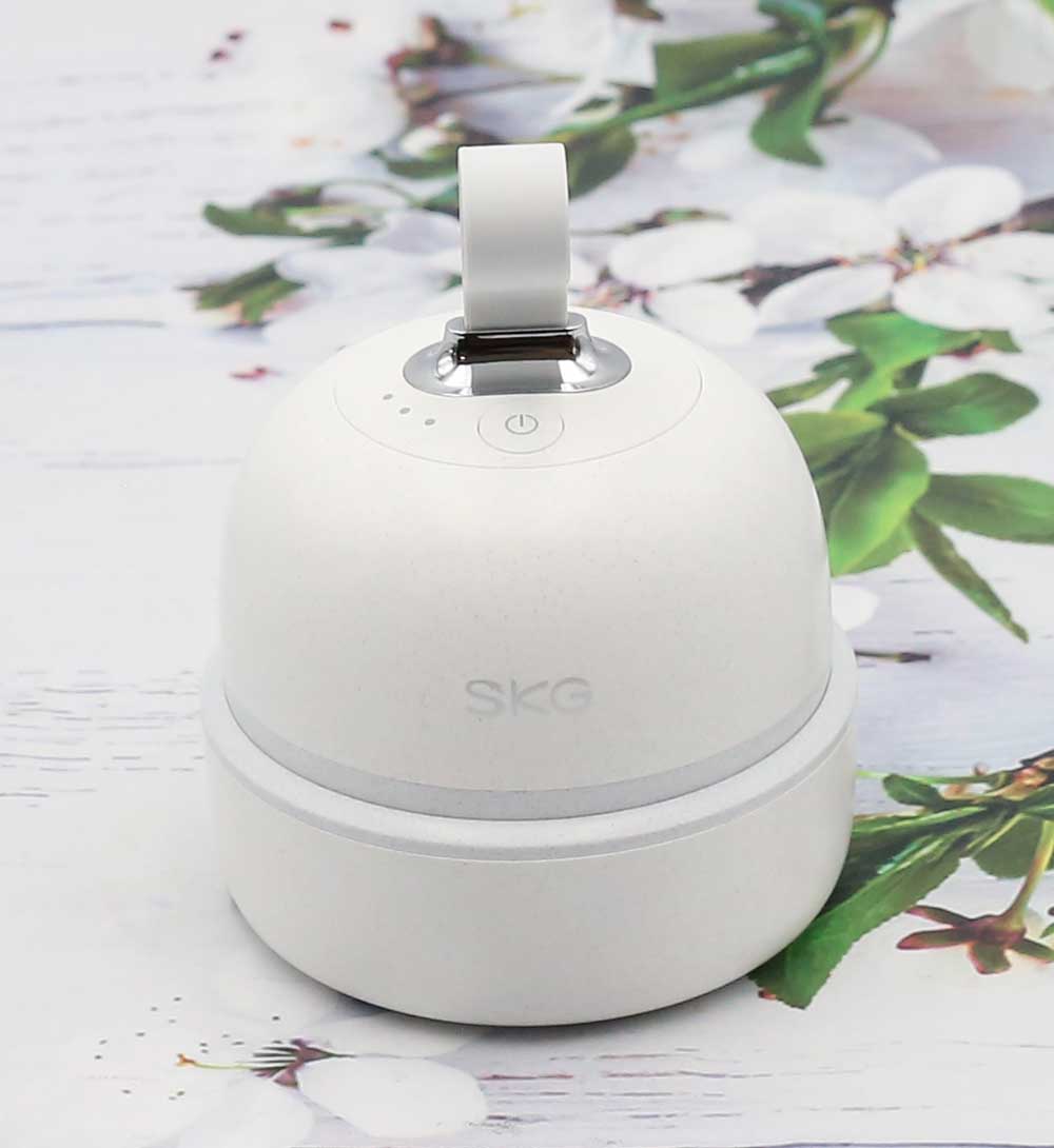 Máy massage đầu SKG BC3 - Hàng chính hãng