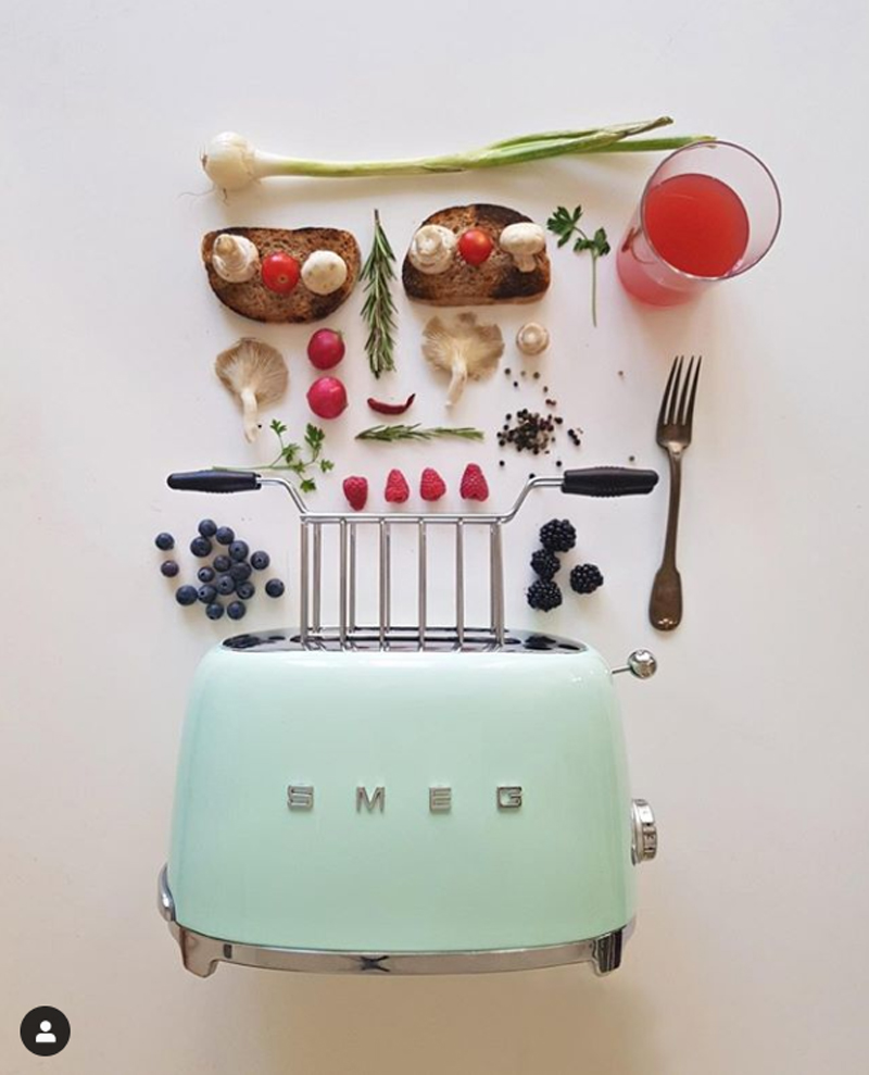 Máy nướng bánh mì Smeg TSF01PGEU - Hàng chính hãng