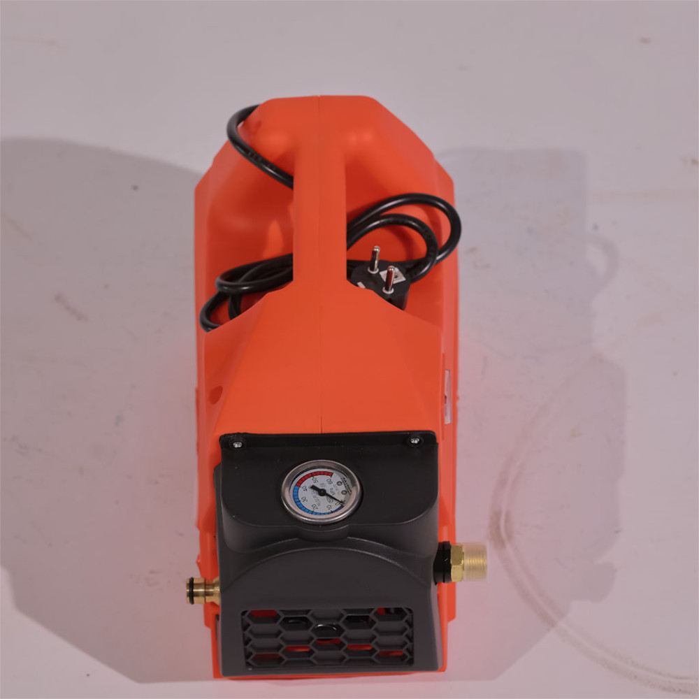 Máy rửa xe không chỉnh áp Toboki TK-678 - Hàng chính hãng