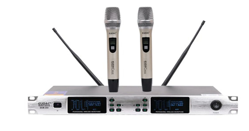 Micro karaoke Eudac Audio SKM-250 - Hàng chính hãng