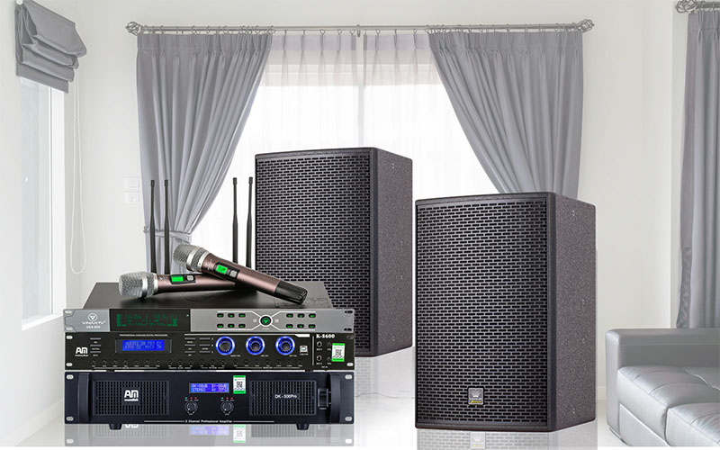 Micro không dây VinaKTV USS-800 - Hàng chính hãng