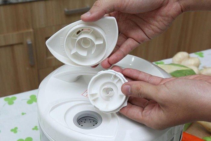 Nồi cơm điện Panasonic SR-TEJ10 1.0 Lít - Hàng chính hãng