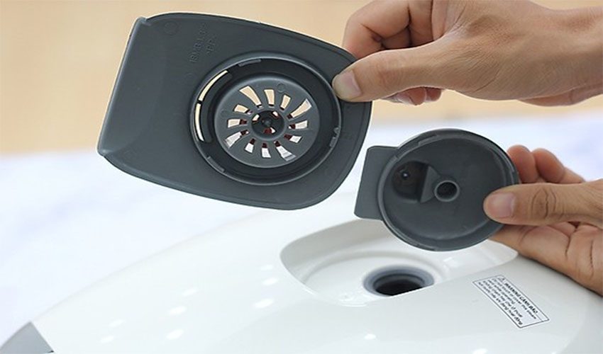 Nồi cơm điện tử Midea MR-SC18MB - Hàng chính hãng