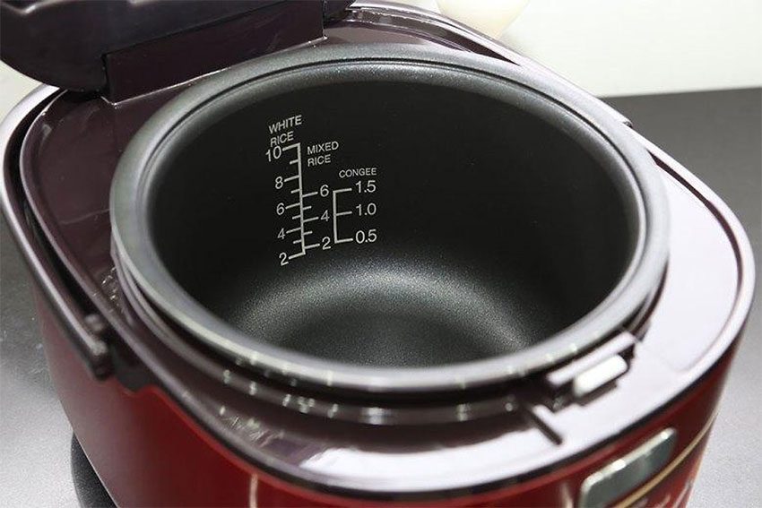 Nồi cơm điện tử Sharp KS-TH18 RD - Hàng chính hãng