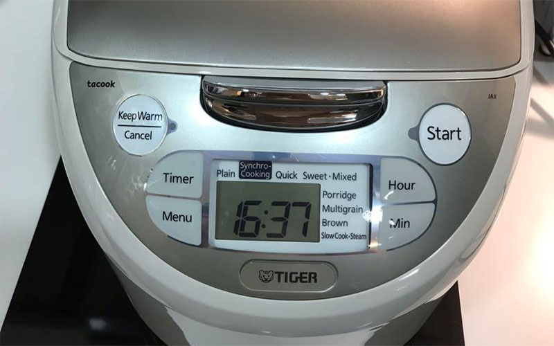 Nồi cơm điện tử Tiger JAX-S18S - Hàng chính hãng