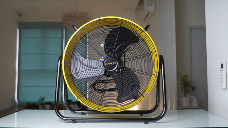 Quạt công nghiệp Stanley SLF305018 - Hàng chính hãng