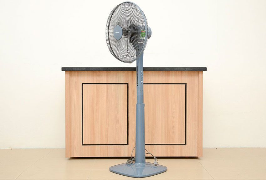 Quạt đứng Panasonic F-409KB - Hàng chính hãng