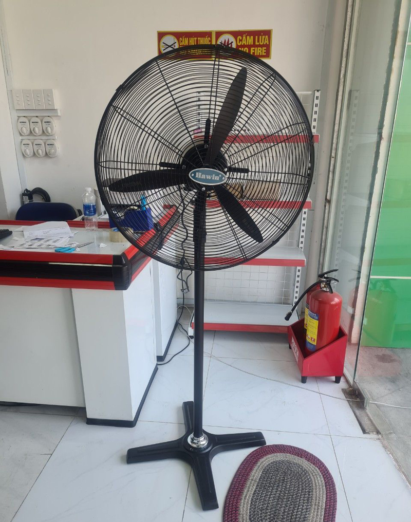 Quạt đứng công nghiệp Hawin HS600 - Hàng chính hãng