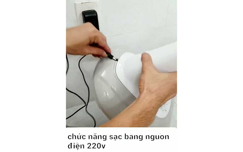 Quạt sạc năng lượng mặt trời Stand Fan JQ001-W - Hàng chính hãng