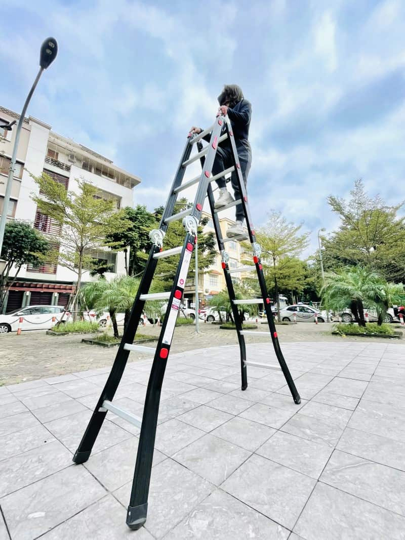 Thang nhôm gấp 4 đoạn Nakata NKT04 - Hàng chính hãng