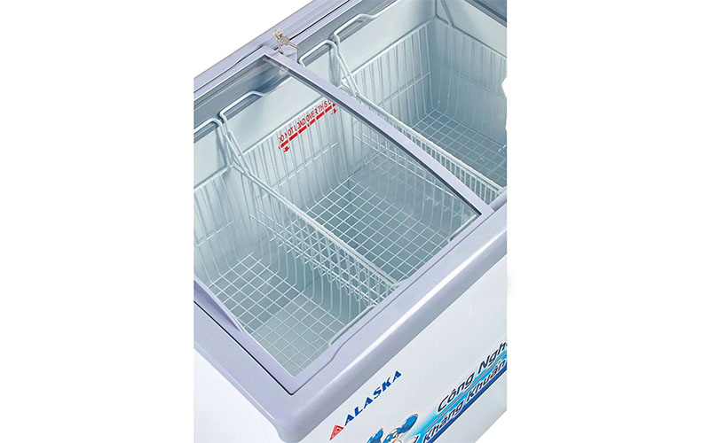 Tủ đông nắp kính lùa cong Alaska KC-210C - Hàng chính hãng