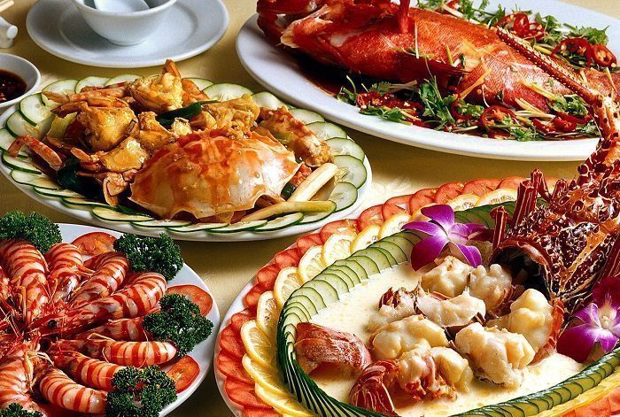 Bếp hồng ngoại điện từ Taka TKIR626 - Hàng chính hãng
