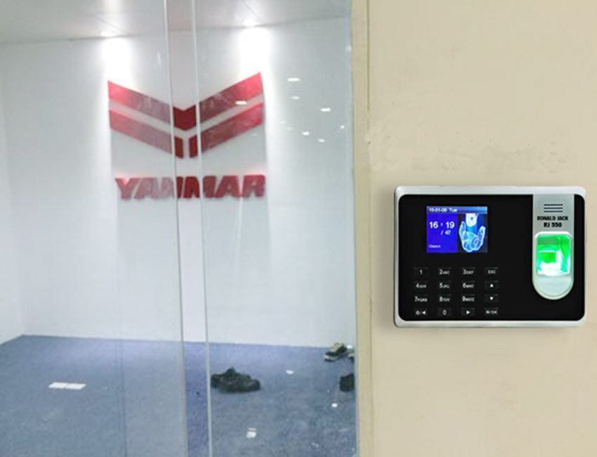 Máy chấm công vân tay thẻ giấy Ronald Jack RJ 550 - Hàng chính hãng