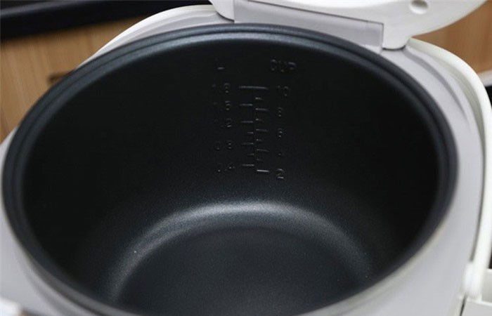 Nồi cơm điện tử Bluestone RCB- 5925W - Hàng chính hãng