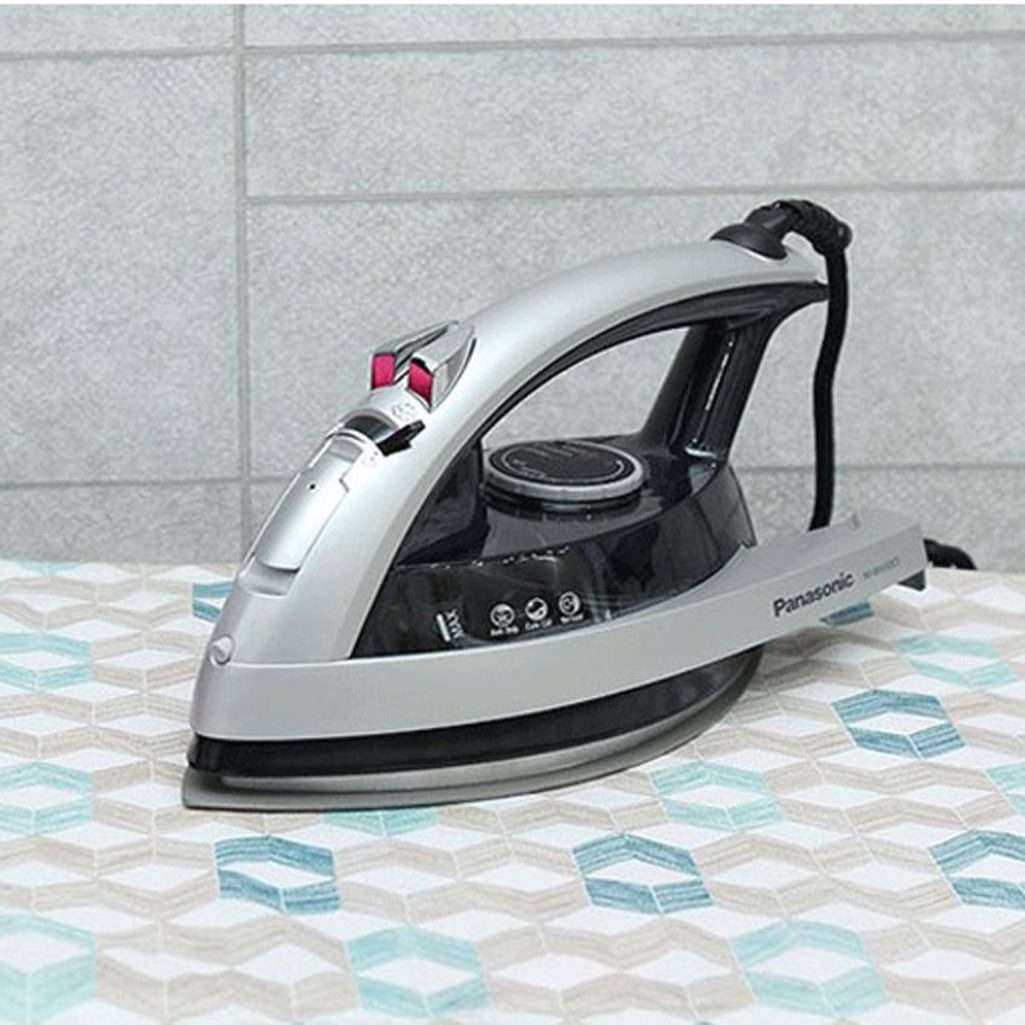 Bàn ủi Panasonic NI-W650CSLSK - Hàng chính hãng