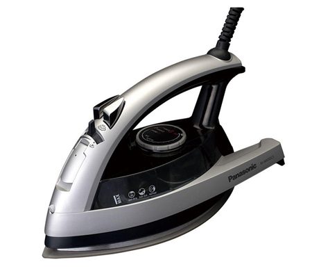 Bàn ủi hơi nước Panasonic NIW650CS - Hàng chính hãng